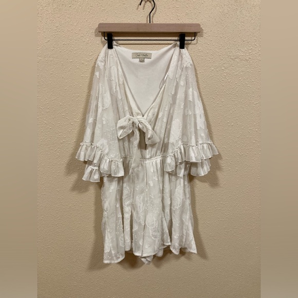 Oak and trellis - Picture 1 of 6